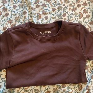 Brown Guess med/large baby T